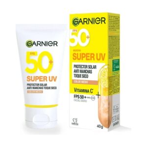 GARNIER BLOQUEADOR FPS 50+ X 40 ML ANTIMANCHAS TOQUE SECO VIT C TONO CLARO - Imagen 2